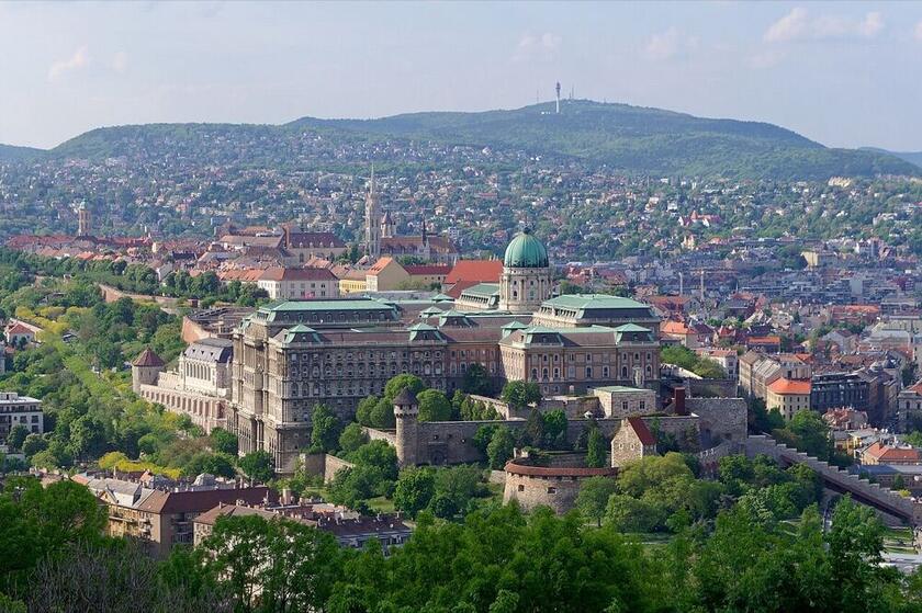 A Budai Vár és környéke a Gellért-hegyről nézve, Budapest I. kerület