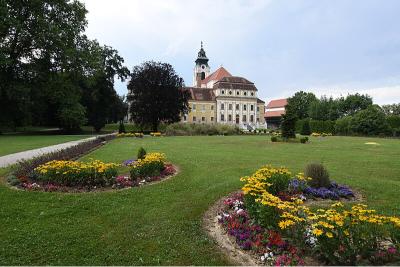 Szentgotthard Cistercian Church Park 02 1