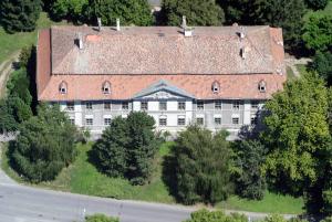 Scholler Kastely Csepreg Civertan Legifoto 1